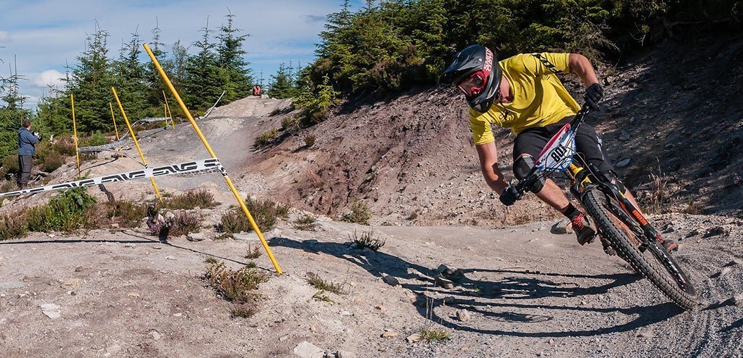 Charles Jones enduro MTB rider